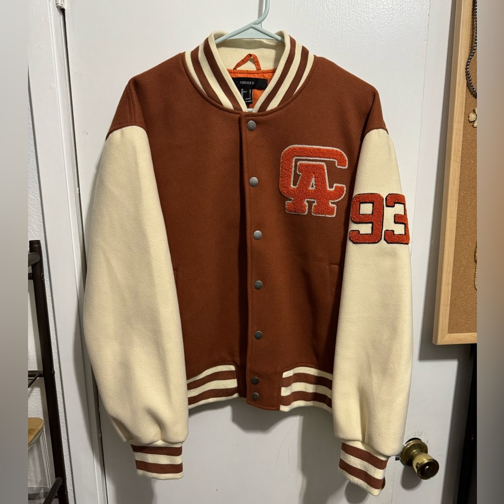 Women’s Forever 21 California Bomber Letterman Jacket sz L